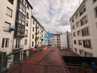 Imagen 4 de Oficina en alquiler  en Ensanche